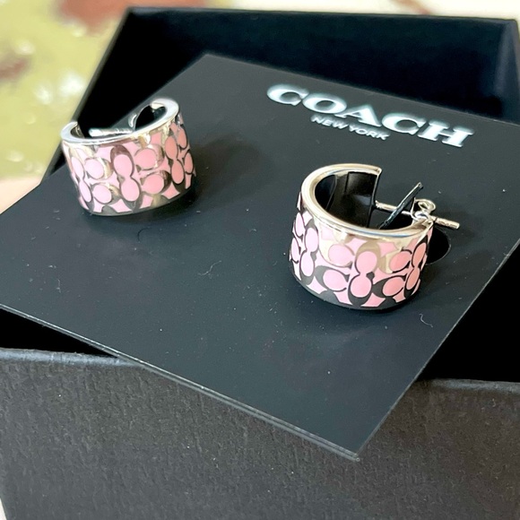 NWT Coach Sliver Tone Pink Signature Small Hoop Earrings - Picture 1 of 5